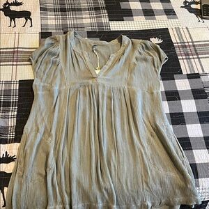 Monoreno Soft Gray Blouse